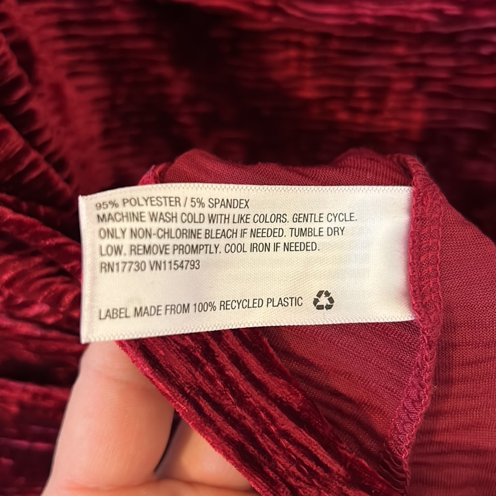 Knox Rose Burgundy Maroon Crushed Velvet Ruffle Off the Shoulder Top - Picture 10 of 12